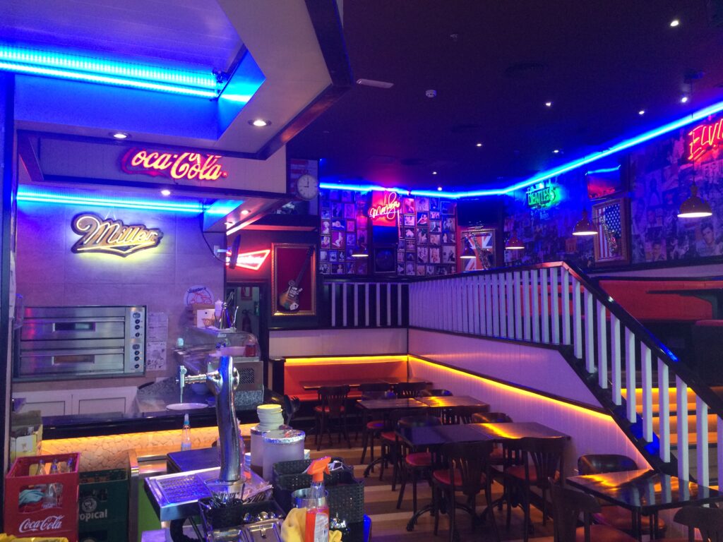 Iluminación LED Centro Comercial y de Ocio en Canarias