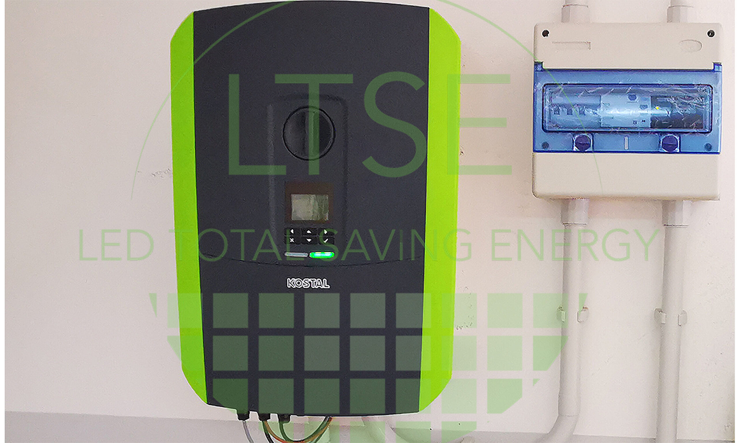 Inversor instalación de Autoconsumo Fotovoltaico - 7,8 KW