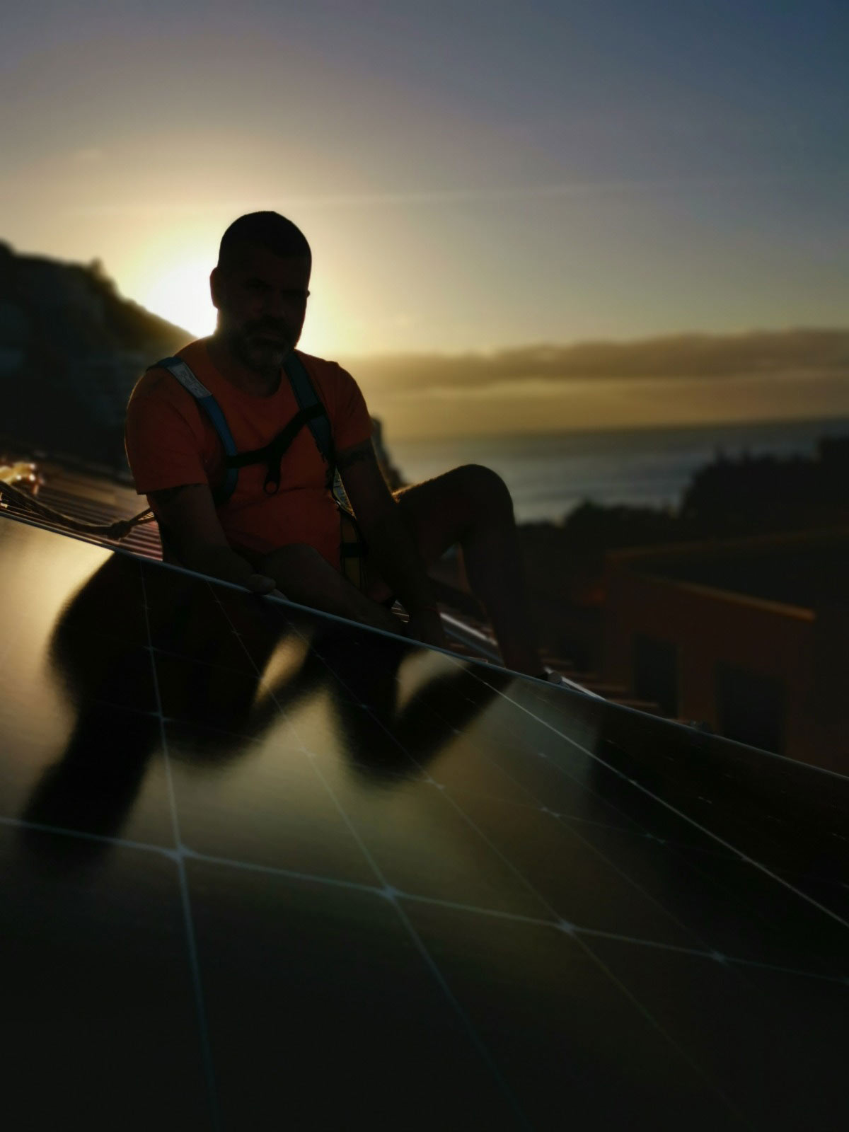 Paneles solares en viviendas de Tenerife LEDTSE