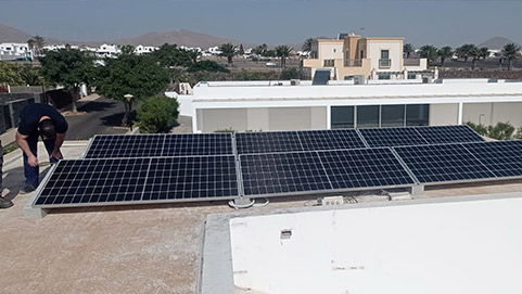 instalacion-autoconsumo-fotovoltaico-lanzarote-1