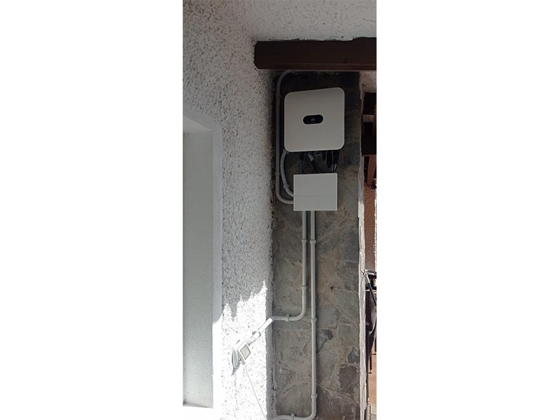 Inversor instalación fotovoltaica Costa Adeje