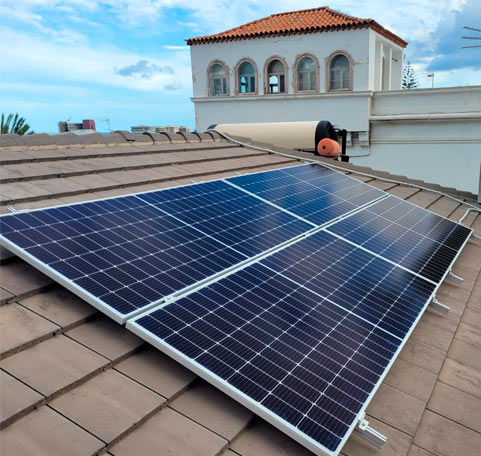 instalacion-fotovoltaica-paseo-chill-gran-canaria