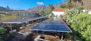 Instalación de paneles solares en Paseo Ovejeros
