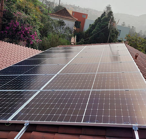 pedromo-arcedo-panel-solar